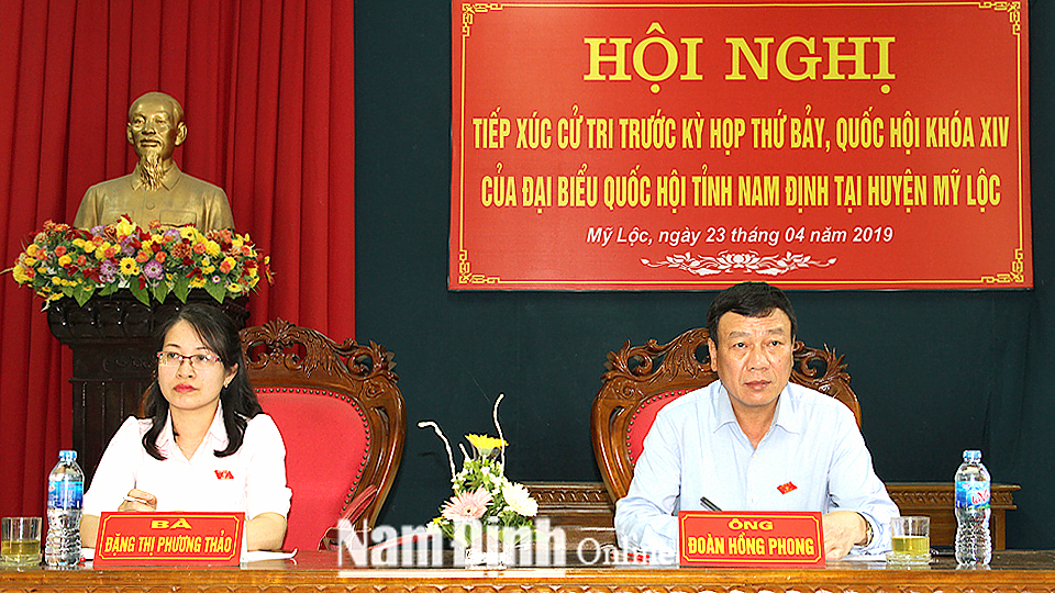 Đoàn đại biểu Quốc hội của tỉnh tiếp xúc cử tri các huyện Mỹ Lộc, Ý Yên, Trực Ninh và Giao Thủy