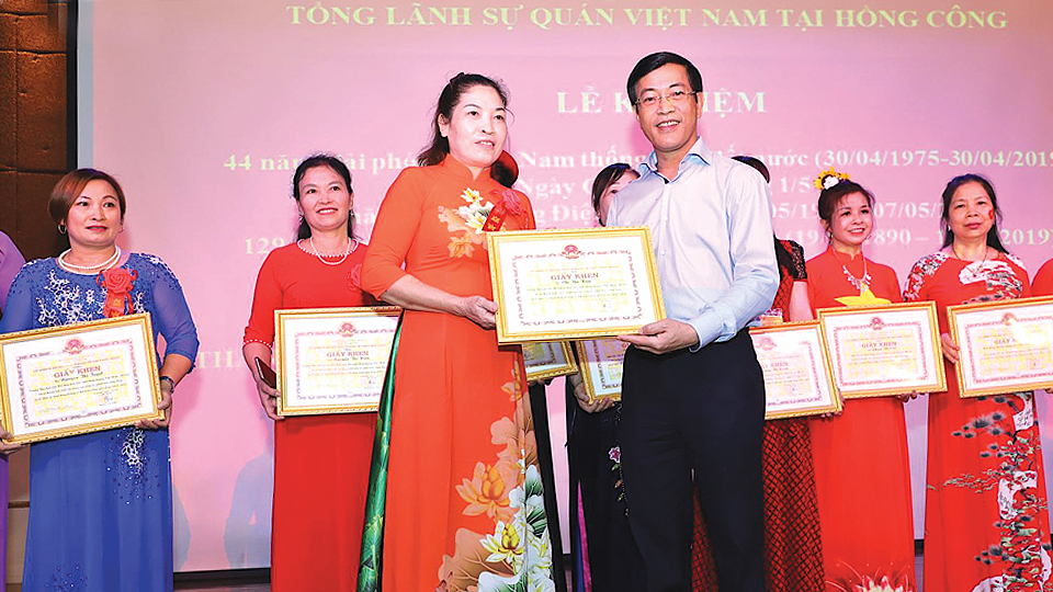 Tổng Lãnh sự quán Việt Nam tại Hong Kong thiết thực kỷ niệm các ngày lễ lớn