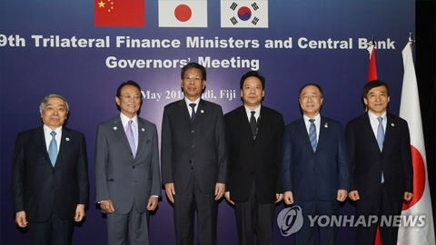 Ba nước Đông - Bắc Á nỗ lực thúc đẩy hoạt động thương mại và đầu tư nội khối