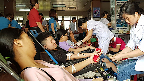 Ninh Bình: Ngày hội công nhân hiến máu