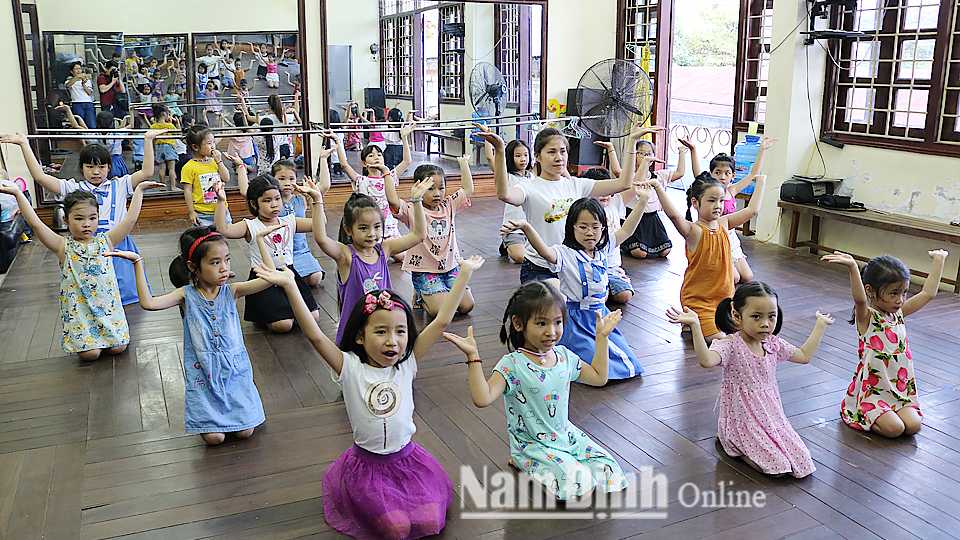 Khởi động các hoạt động hè ở Nhà Văn hóa Thiếu nhi Thành phố Nam Định
