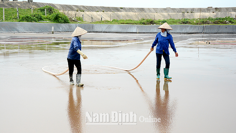 Khai thác thế mạnh nuôi thủy sản ở Ang Giao Phong