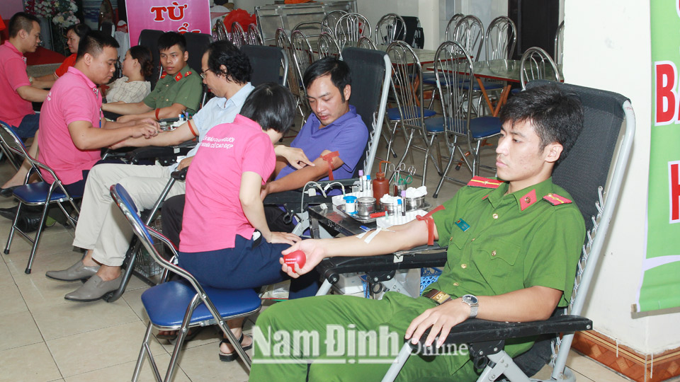 Lan tỏa phong trào hiến máu tình nguyện trong tuổi trẻ Công an tỉnh