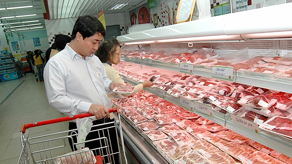 Đảm bảo nguồn cung, bình ổn giá thịt lợn những tháng cuối năm