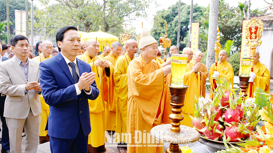 Lễ tưởng niệm 711 năm ngày Phật hoàng Trần Nhân Tông nhập Niết Bàn