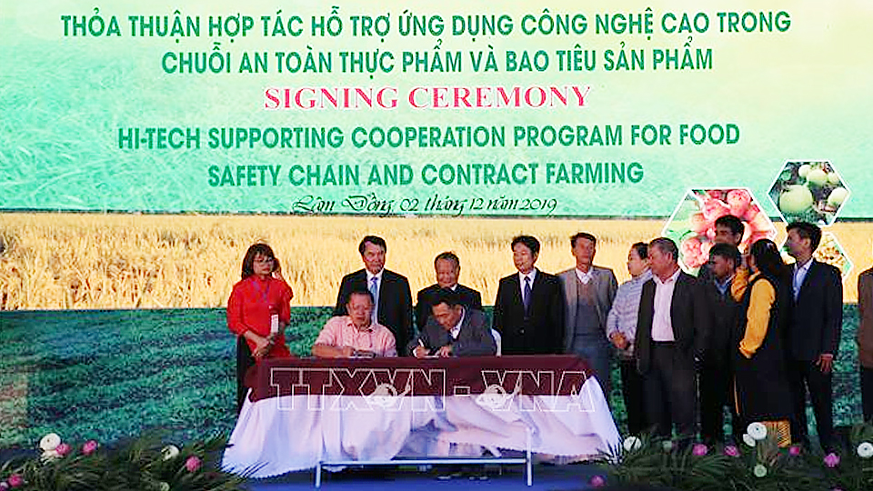 Chương trình gặp gỡ hữu nghị nông dân ba nước Việt Nam - Lào - Campuchia