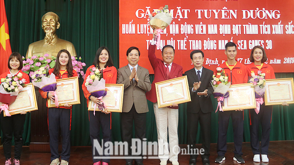 Tuyên dương huấn luyện viên, vận động viên Nam Định đạt thành tích xuất sắc tại SEA Games 30