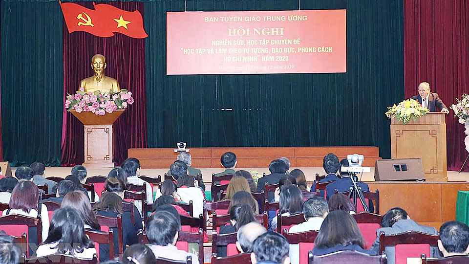 Thành ủy Nam Định tổ chức học tập chuyên đề học tập và làm theo tư tưởng, đạo đức, phong cách Hồ Chí Minh năm 2020