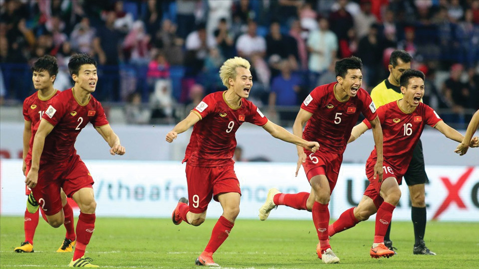 Bóng đá Việt Nam tiến gần hơn với giấc mơ World Cup