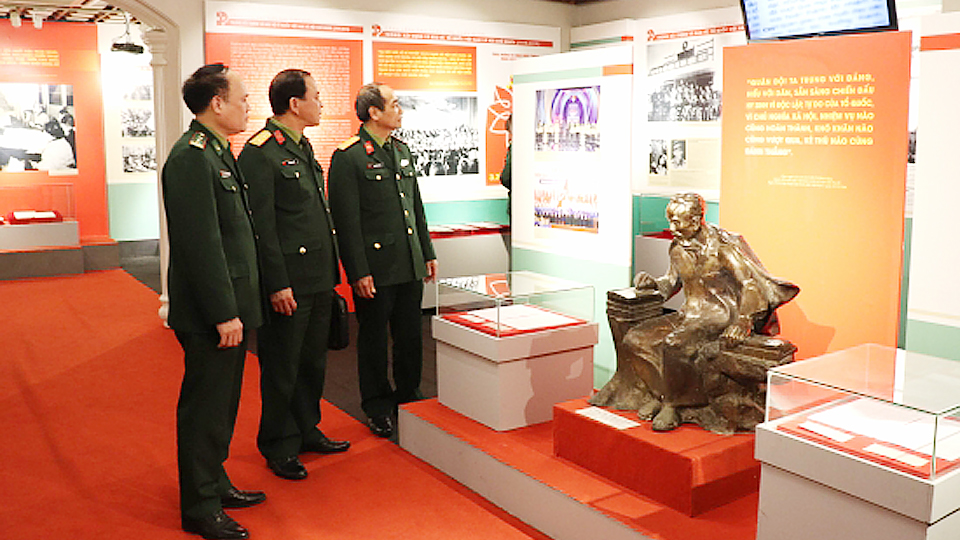 Triển lãm "Đảng Cộng sản Việt Nam ra đời - Bước ngoặt của cách mạng Việt Nam"