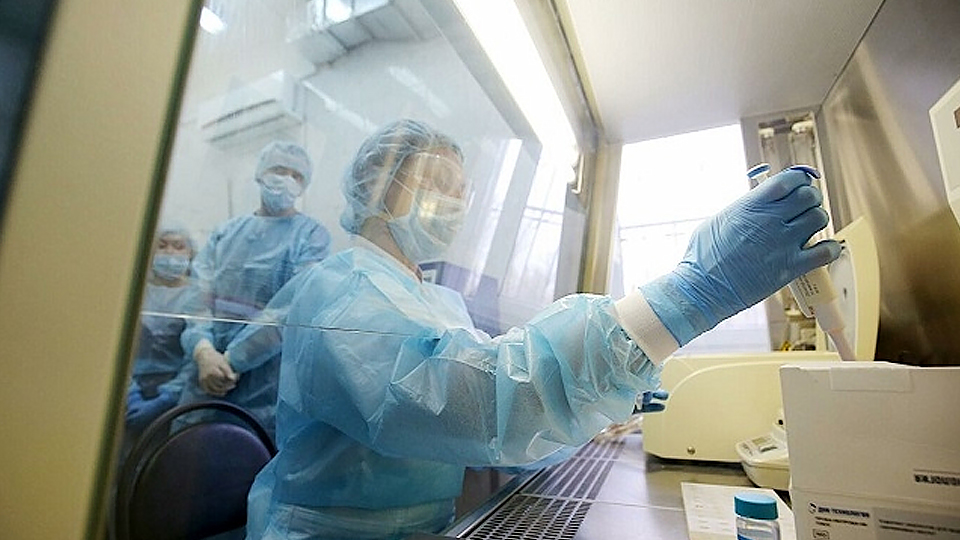 Nga sẽ hoàn tất thử nghiệm thuốc điều trị Covid-19 trong 4-8 tuần