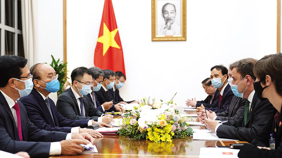 Thủ tướng hoan nghênh Tập đoàn Vương quốc Anh đầu tư dự án điện gió tại Việt Nam