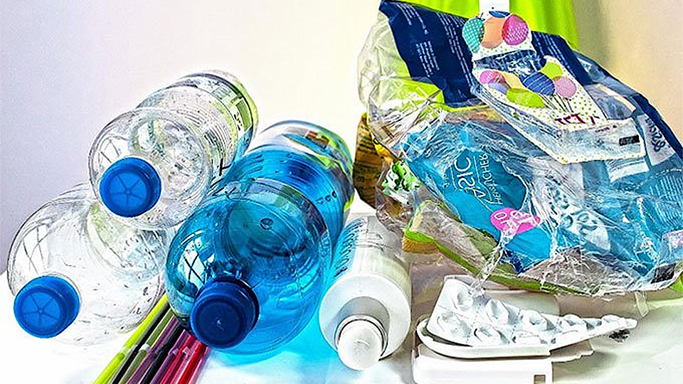 Phát hiện mới: Nhựa sinh học cũng độc hại như nhựa thông thường