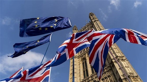 Anh và EU đàm phán nước rút