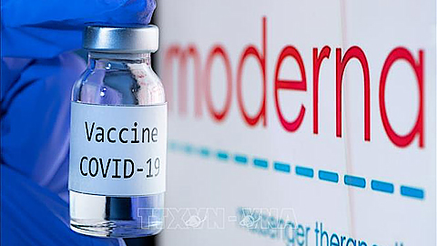 Pháp tiếp nhận những liều vaccine Moderna đầu tiên