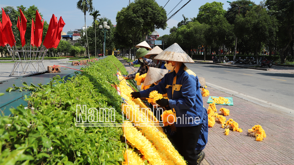 Thành phố Nam Định trang hoàng rực rỡ hướng tới ngày bầu cử đại biểu Quốc hội và đại biểu HĐND các cấp