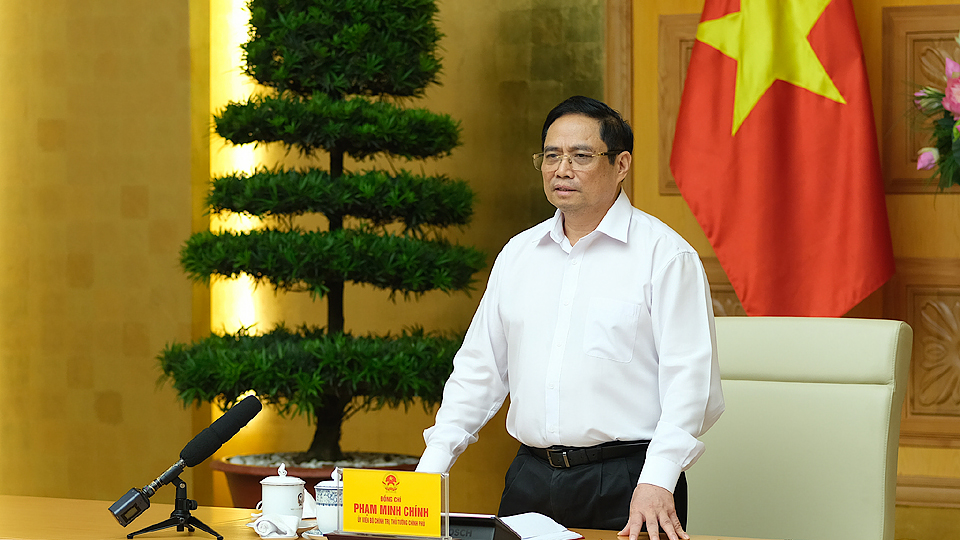 Thủ tướng Phạm Minh Chính: Tạo mọi điều kiện để nhanh chóng sản xuất bằng được vaccine phòng COVID-19 ở trong nước