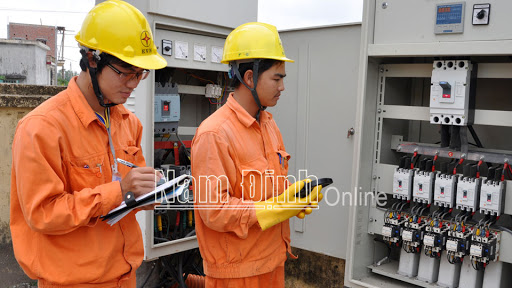 Tuổi trẻ Công ty Điện lực Nam Định phát huy vai trò xung kích trong sản xuất kinh doanh