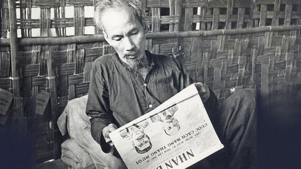 Hồ Chí Minh - Nhà báo cách mạng vĩ đại