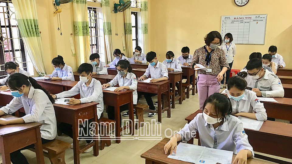 Nam Định dẫn đầu cả nước về điểm trung bình môn Toán trong kỳ thi tốt nghiệp THPT năm 2021