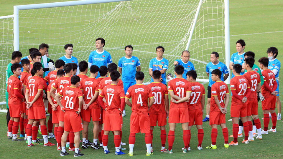 Công bố danh sách rút gọn 25 cầu thủ đội tuyển Việt Nam
