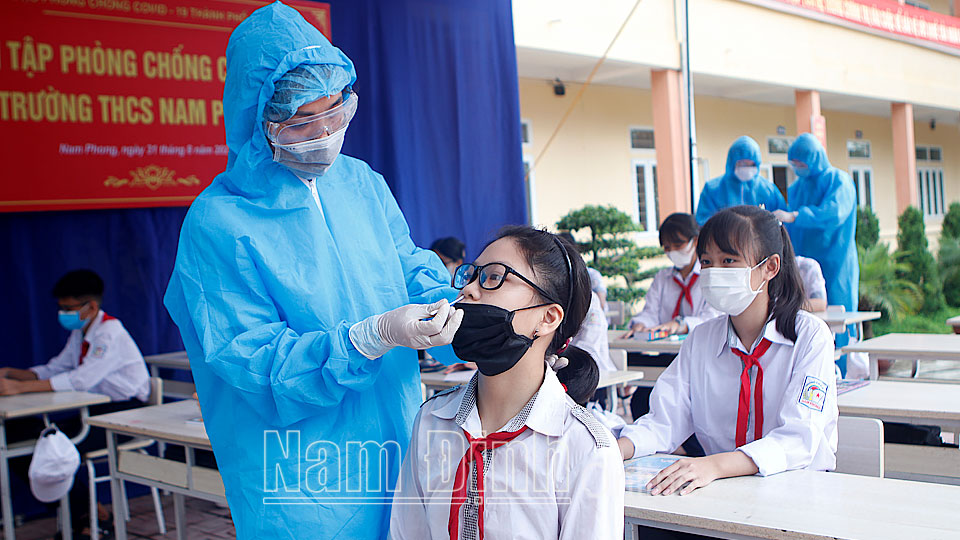 Thành phố Nam Định diễn tập phòng, chống dịch COVID-19 trong nhà trường
