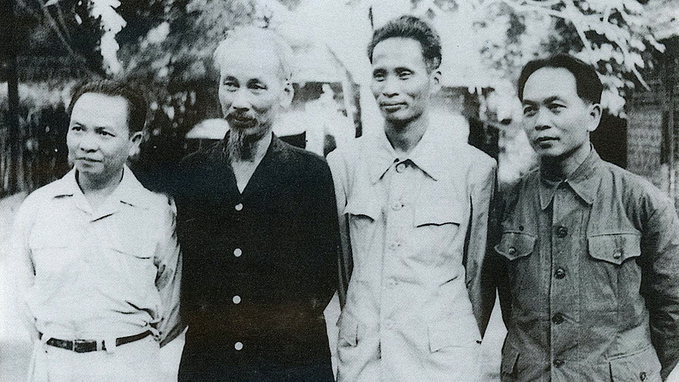 Vai trò và cống hiến của đồng chí Trường Chinh trong lãnh đạo giữ vững thành quả của cách mạng Tháng Tám (1945-1946) (kỳ 1)