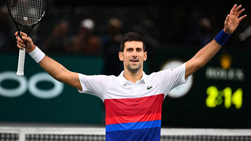 Tay vợt số một thế giới Novak Djokovic lần thứ 6 vô địch Paris Masters