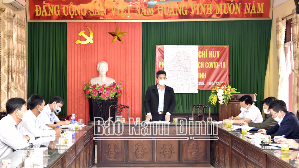 Đồng chí Phó Chủ tịch Thường trực UBND tỉnh kiểm tra công tác phòng, chống dịch COVID-19 tại xã Hải Minh