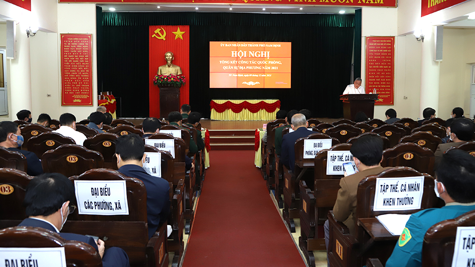 Thành phố Nam Định tổng kết công tác quốc phòng, quân sự địa phương năm 2021