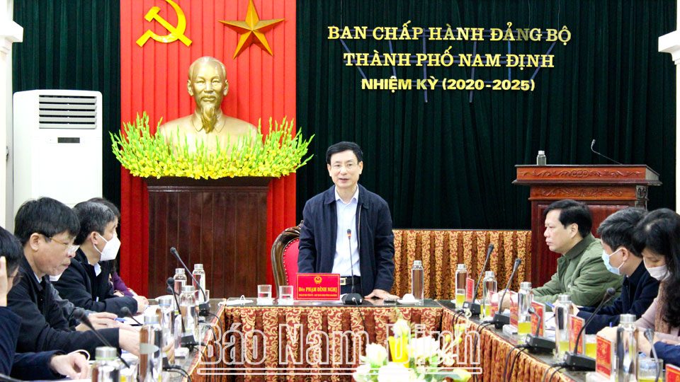 Đồng chí Chủ tịch UBND tỉnh kiểm tra tiến độ một số dự án trọng điểm trên thành phố Nam Định