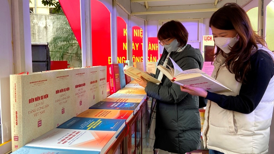 Ngày Sách Việt Nam 2022 có chủ đề "Chấn hưng văn hóa và phát triển văn hóa đọc"