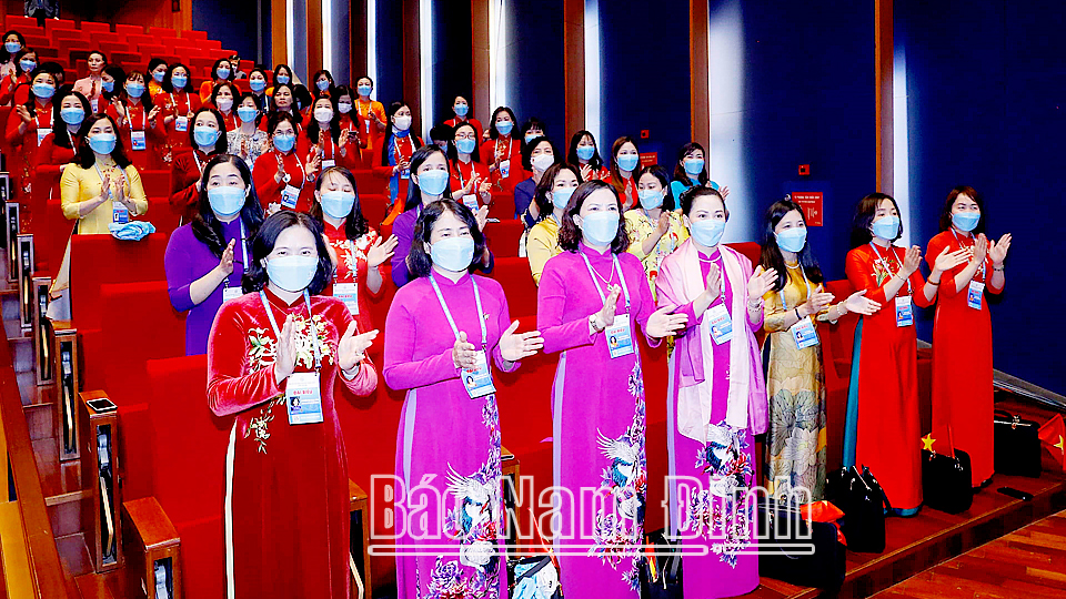 Đoàn đại biểu phụ nữ tỉnh Nam Định tích cực tham gia các hoạt động tại Đại hội đại biểu Phụ nữ toàn quốc lần thứ XIII