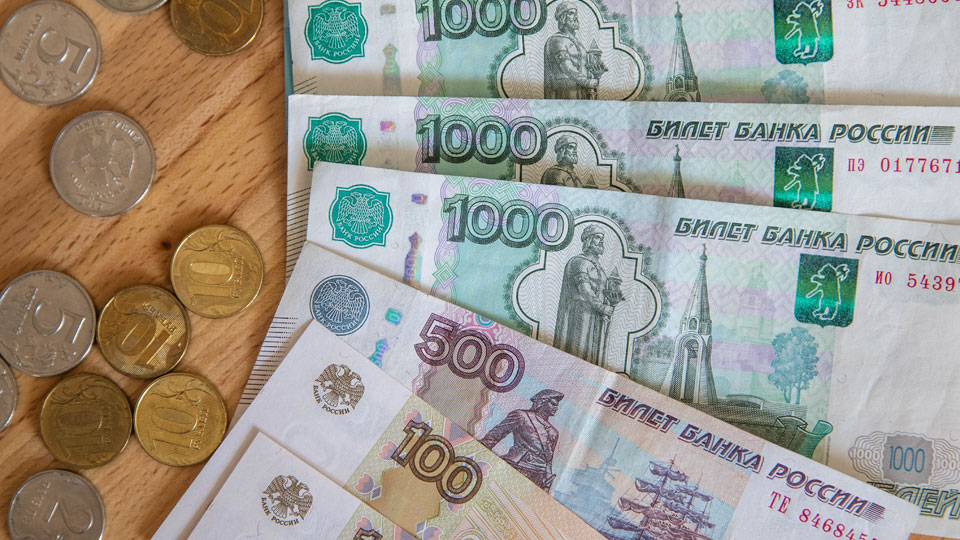 Chuyên gia lý giải nguyên nhân đồng ruble của Nga phục hồi phi thường