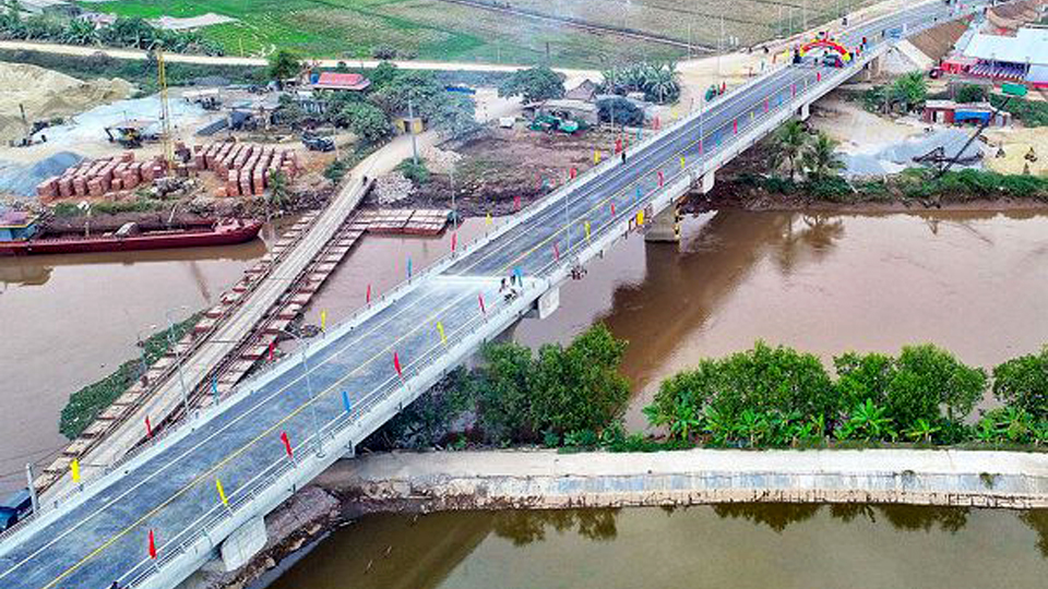 Dự kiến hoàn thành cầu vượt sông Hồng nối Thái Bình với Nam Định vào 30-4-2023