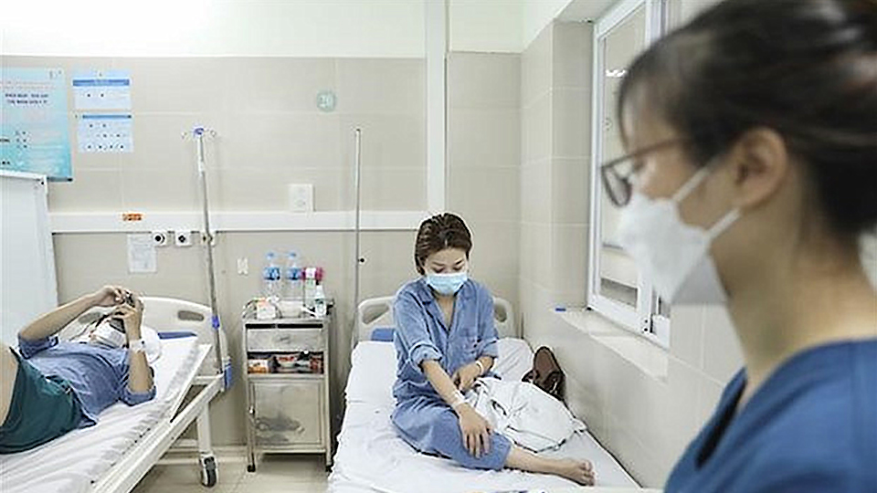 Bộ Y tế khuyến cáo đeo khẩu trang, vệ sinh tay để phòng cúm mùa