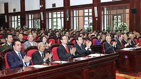 Các đồng chí Lãnh đạo Đảng, Nhà nước và các đại biểu Quốc hội dự khai mạc Kỳ họp. 