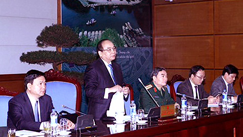 Phó Thủ tướng Nguyễn Xuân Phúc phát biểu kết luận hội nghị. 