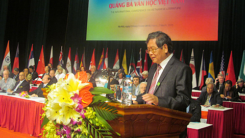 Ông Vũ Ngọc Hoàng, Phó Trưởng ban Thường trực Ban Tuyên giáo Trung ương phát biểu tại hội nghị