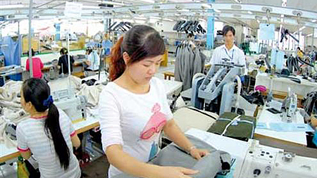 Đơn hàng dệt may Việt Nam ngày càng nhiều (Ảnh minh họa: KT)