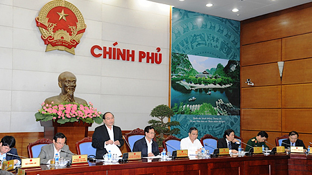 Phó Thủ tướng Nguyễn Xuân Phúc báo cáo về công tác CCHC