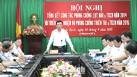 Đồng chí Đoàn Hồng Phong, Phó Bí thư Tỉnh ủy, Chủ tịch UBND tỉnh kết luận hội nghị.