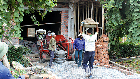 Công trình xây dựng dân sinh trên đường Bái, phường Lộc Vượng (TP Nam Định).