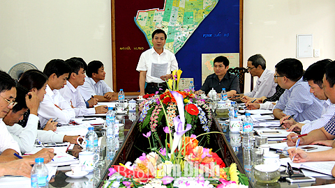 Đồng chí Trần Văn Chung, Phó Bí thư Tỉnh ủy, Chủ tịch HĐND tỉnh phát biểu kết luận buổi giám sát.
