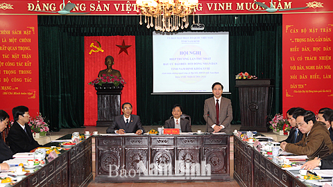 Đồng chí Trần Văn Chung, Phó Bí thư Thường trực Tỉnh ủy, Chủ tịch HĐND tỉnh phát biểu tại hội nghị hiệp thương lần thứ nhất giới thiệu người ra ứng cử đại biểu HĐND tỉnh khóa XVIII, nhiệm kỳ 2016-2021.