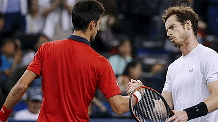 Andy Murray (phải) sẽ phải vượt qua thử thách cuối cùng mang tên Novak Djokovic (trái) để bảo vệ danh hiệu Madrid Open của mình (Ảnh: Reuters).