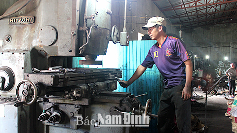 Sản xuất các sản phẩm cơ khí tại Cty TNHH Vinh Thực, CCN Đồng Côi (Nam Trực).