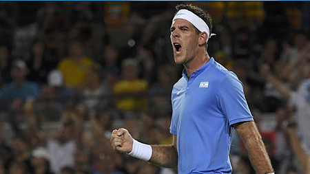 Del Potro lại tiếp tục là người giành chiến thắng trước Novak Djokovic ở đấu trường Olympic. (Ảnh: Reuters).