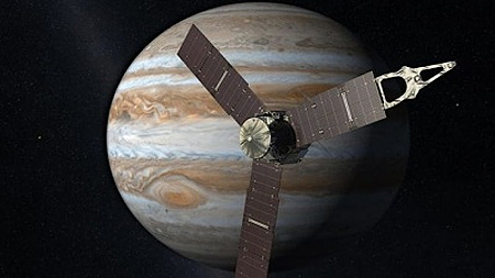 Tàu vũ trụ Juno tiến vào quỹ đạo sao Mộc.