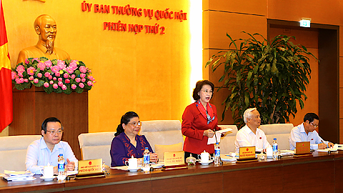 Chủ tịch Quốc hội Nguyễn Thị Kim Ngân chủ trì phiên họp.